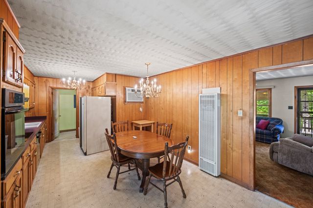 472 Oakville Cir, Parsons, TN 38363