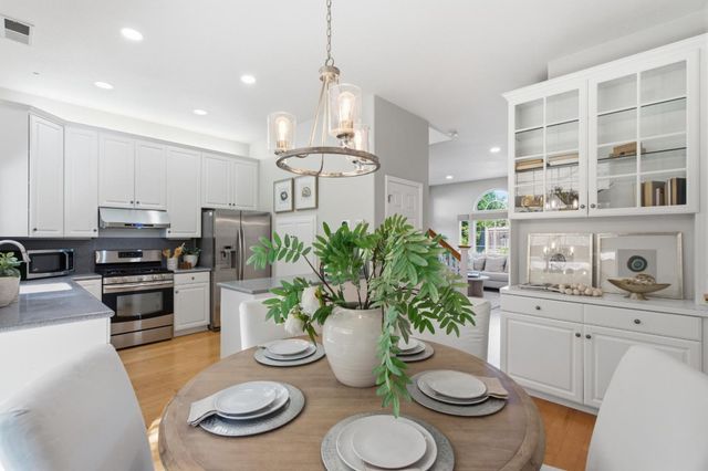 39 Arroyo View Circle, Belmont, CA 94002