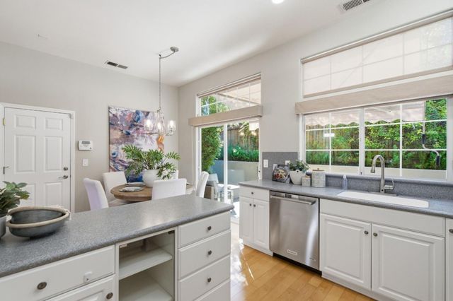 39 Arroyo View Circle, Belmont, CA 94002