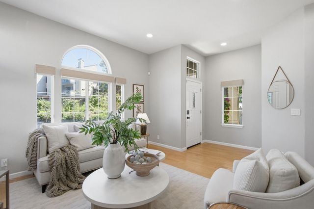 39 Arroyo View Circle, Belmont, CA 94002