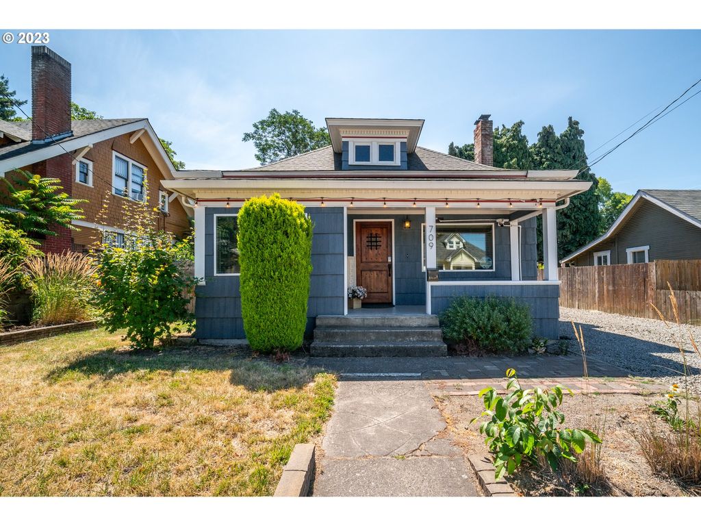709 W FOURTH PLAIN Blvd, Vancouver, WA 98660