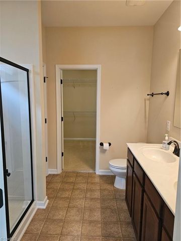 4368 Glenmore Creek Drive, Winston-salem, NC 27107