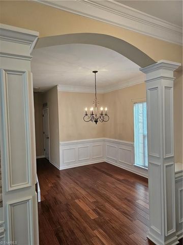 4368 Glenmore Creek Drive, Winston-salem, NC 27107