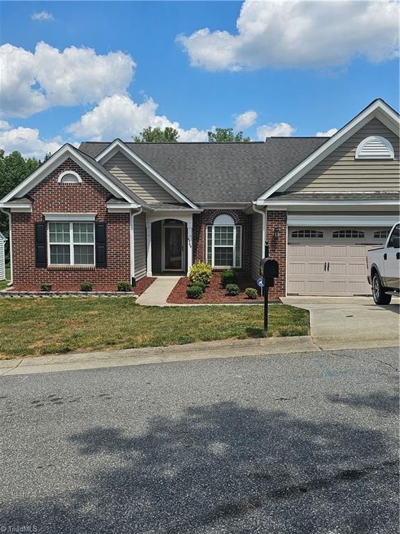 4368 Glenmore Creek Drive, Winston-salem, NC 27107