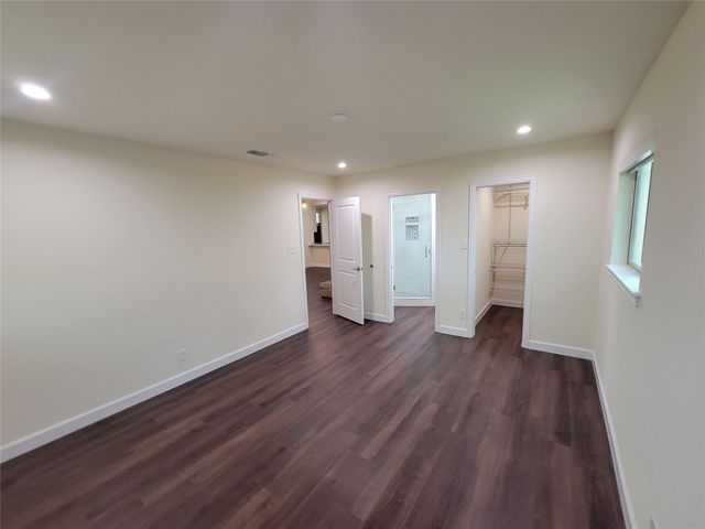 8709 Donna Gail DR, Austin, TX 78757