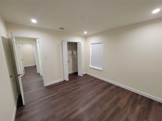 8709 Donna Gail DR, Austin, TX 78757