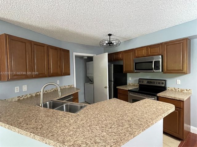 9999 Summerbreeze Dr 717, Sunrise, FL 33322