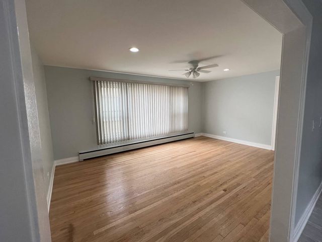 5812 W 16th Street 2N, Cicero, IL 60804