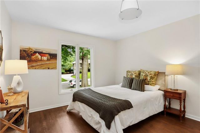 4808 W 81st Street, Prairie Village, KS 66208