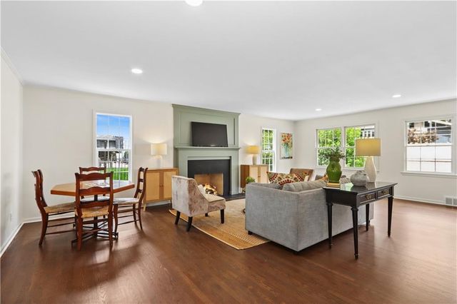 4808 W 81st Street, Prairie Village, KS 66208