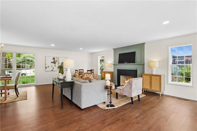 4808 W 81st Street, Prairie Village, KS 66208