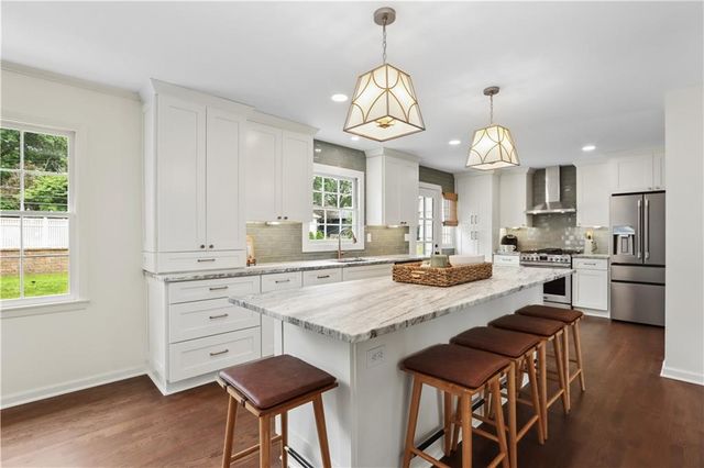 4808 W 81st Street, Prairie Village, KS 66208