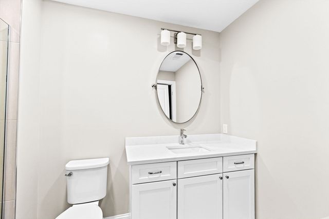 485 Blue Hills Parkway 21, Milton, MA 02186