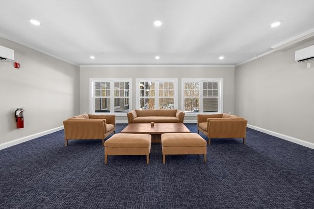 485 Blue Hills Parkway 21, Milton, MA 02186