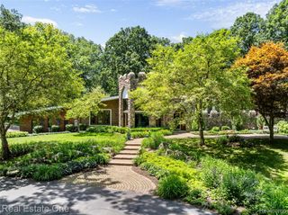 5336 Kensington Road, Brighton, MI 48114