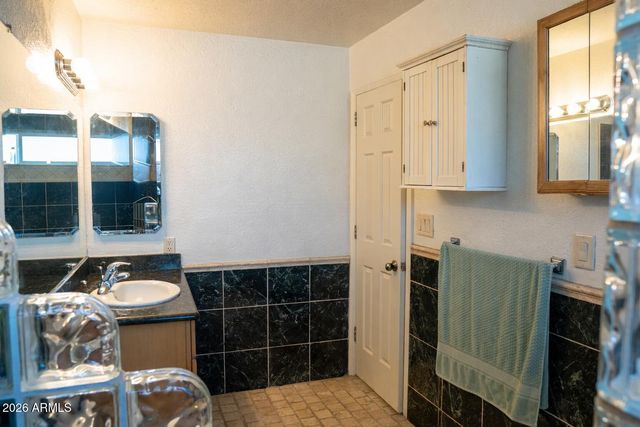 2614 N 72ND Place, Scottsdale, AZ 85257