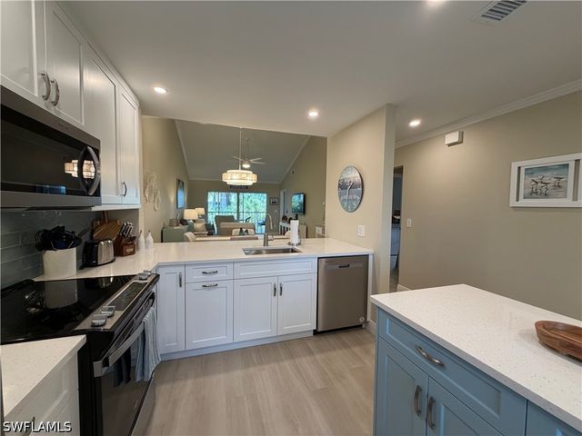 3002 Sandpiper Bay CIR A306, Naples, FL 34112