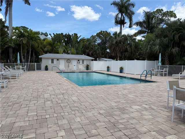 3002 Sandpiper Bay CIR A306, Naples, FL 34112
