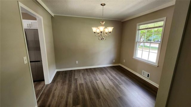 1007 Strawberry Lane, Ellenwood, GA 30294