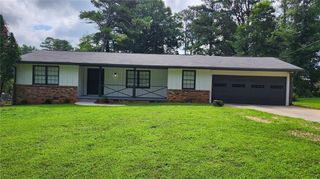 1007 Strawberry Lane, Ellenwood, GA 30294