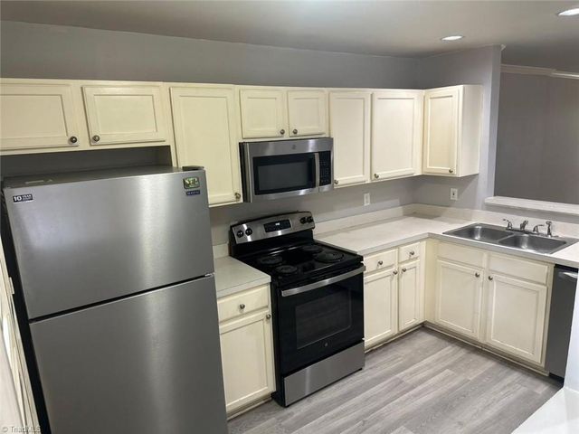 3803 Winborne Lane, Greensboro, NC 27410