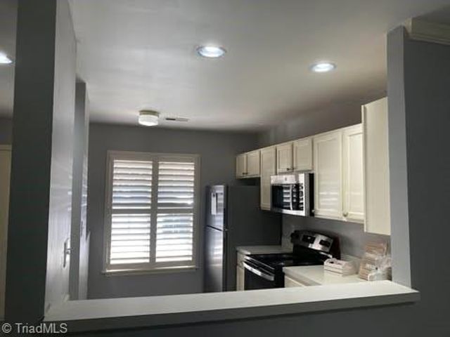 3803 Winborne Lane, Greensboro, NC 27410