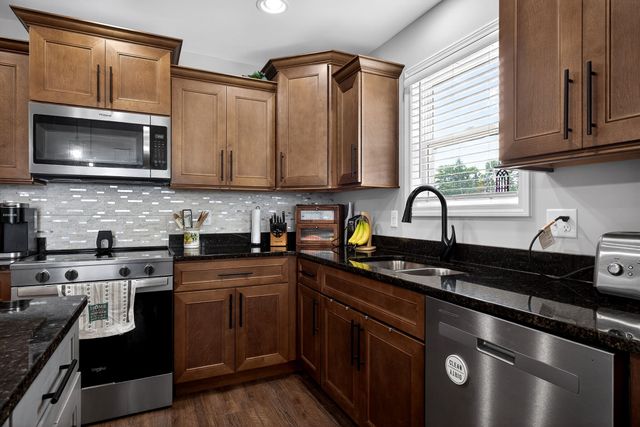 1930 Goolsby Ln, Cookeville, TN 38506