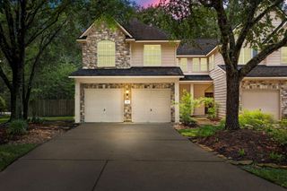 19 Endor Forest Place, The Woodlands, TX 77382