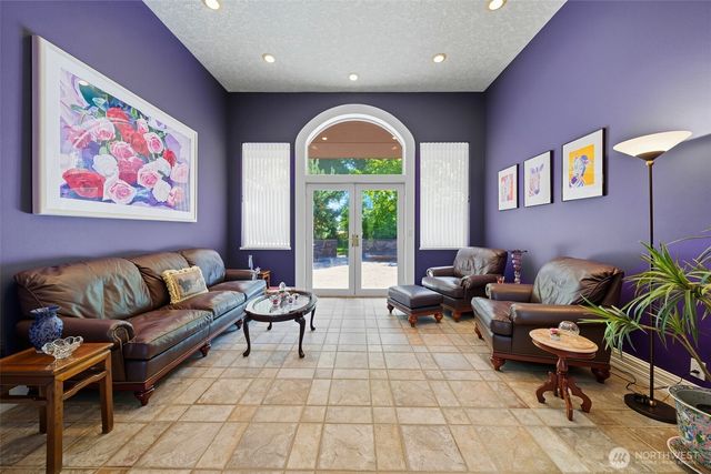 1629 Wheatcrest Road, Walla Walla, WA 99362