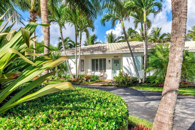 7813 Pine Tree Lane, West Palm Beach, FL 33406