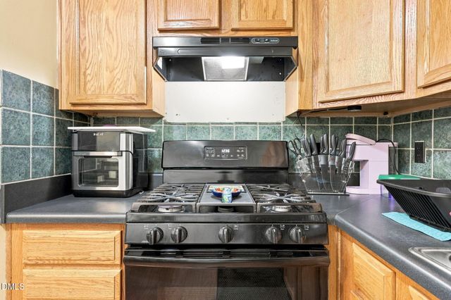 8640 Neuse Landing Lane 105, Raleigh, NC 27616