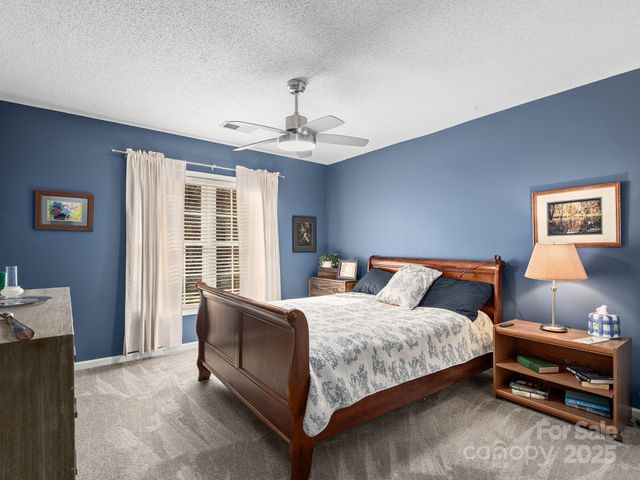 34 Wyntree Drive, Asheville, NC 28803