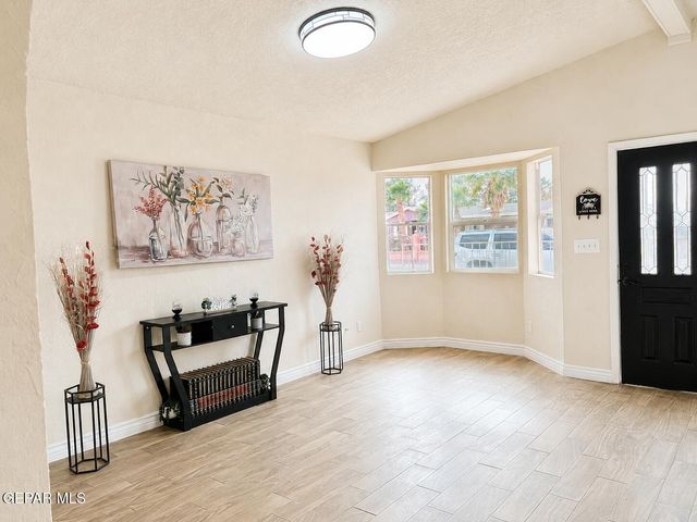 760 LICO Lane, Socorro, TX 79927
