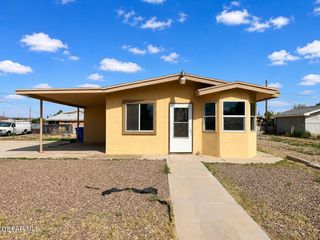 760 LICO Lane, Socorro, TX 79927