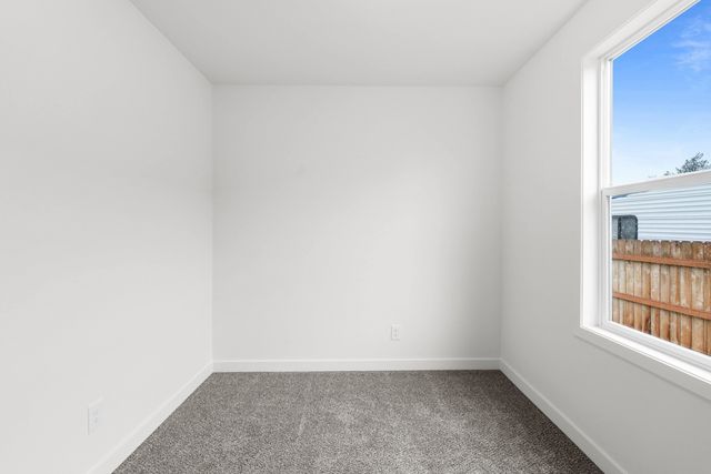 2317 E 6th Ave, Spokane, WA 99202