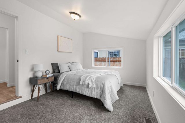 2317 E 6th Ave, Spokane, WA 99202