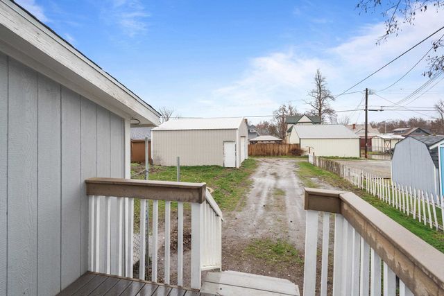 2317 E 6th Ave, Spokane, WA 99202