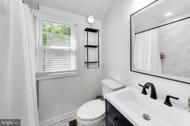 5018 8TH ST NE, Washington, DC 20017