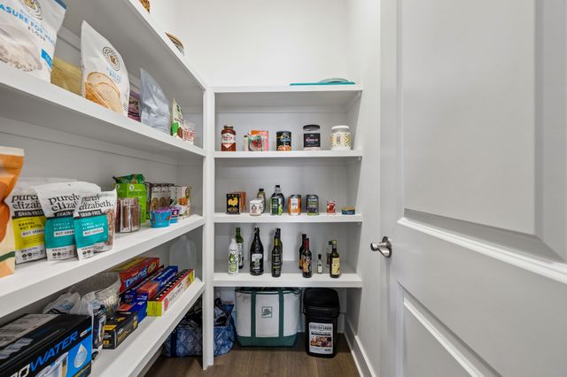 3287 Sassafras Ln, Thompsons Station, TN 37179