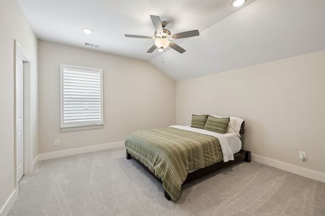 3287 Sassafras Ln, Thompsons Station, TN 37179