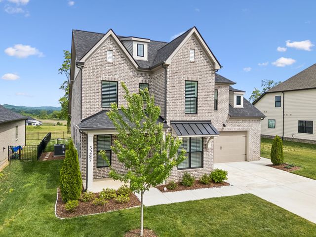 3287 Sassafras Ln, Thompsons Station, TN 37179