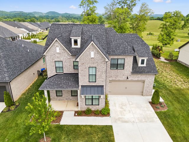 3287 Sassafras Ln, Thompsons Station, TN 37179