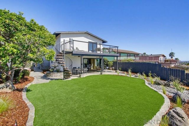 2910 Erie St, San Diego, CA 92117