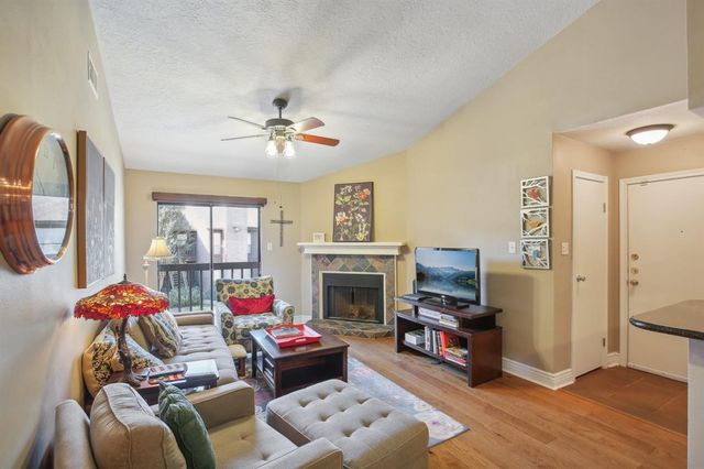 12755 Mill Ridge Drive 213, Cypress, TX 77429