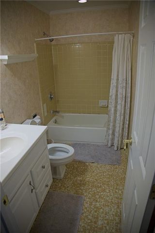 425 Hackberry Lane, Roswell, GA 30076