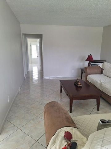 2020 NE 51st Court 101, Fort Lauderdale, FL 33308
