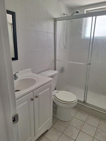 2020 NE 51st Court 101, Fort Lauderdale, FL 33308