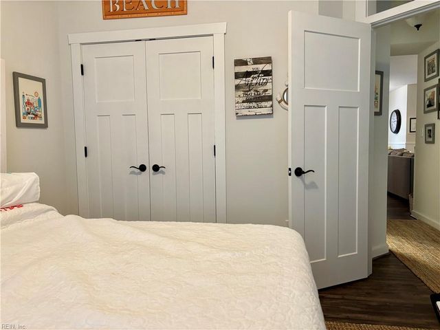 7922 Shore Dr Apt 301, Norfolk, VA 23518