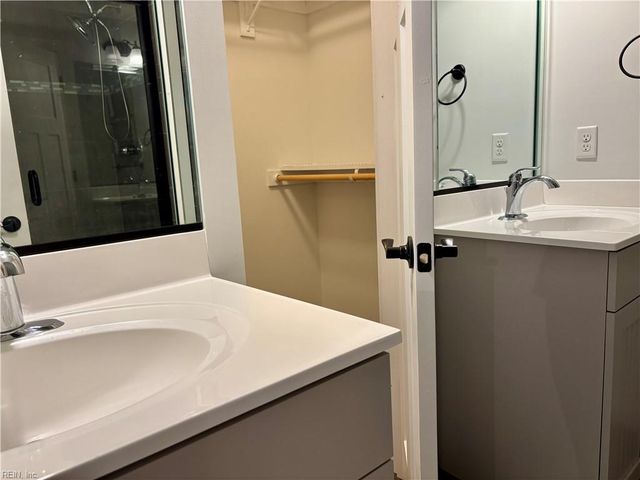 7922 Shore Dr Apt 301, Norfolk, VA 23518