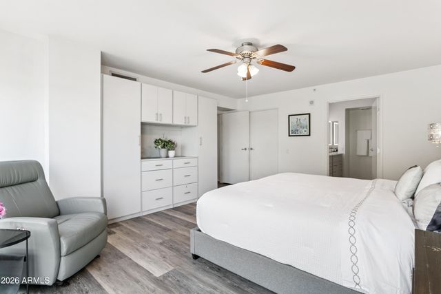 4808 N 24TH Street 208, Phoenix, AZ 85016